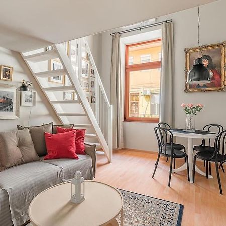 Elizabeth Boulevard Unity Budapest Exterior foto